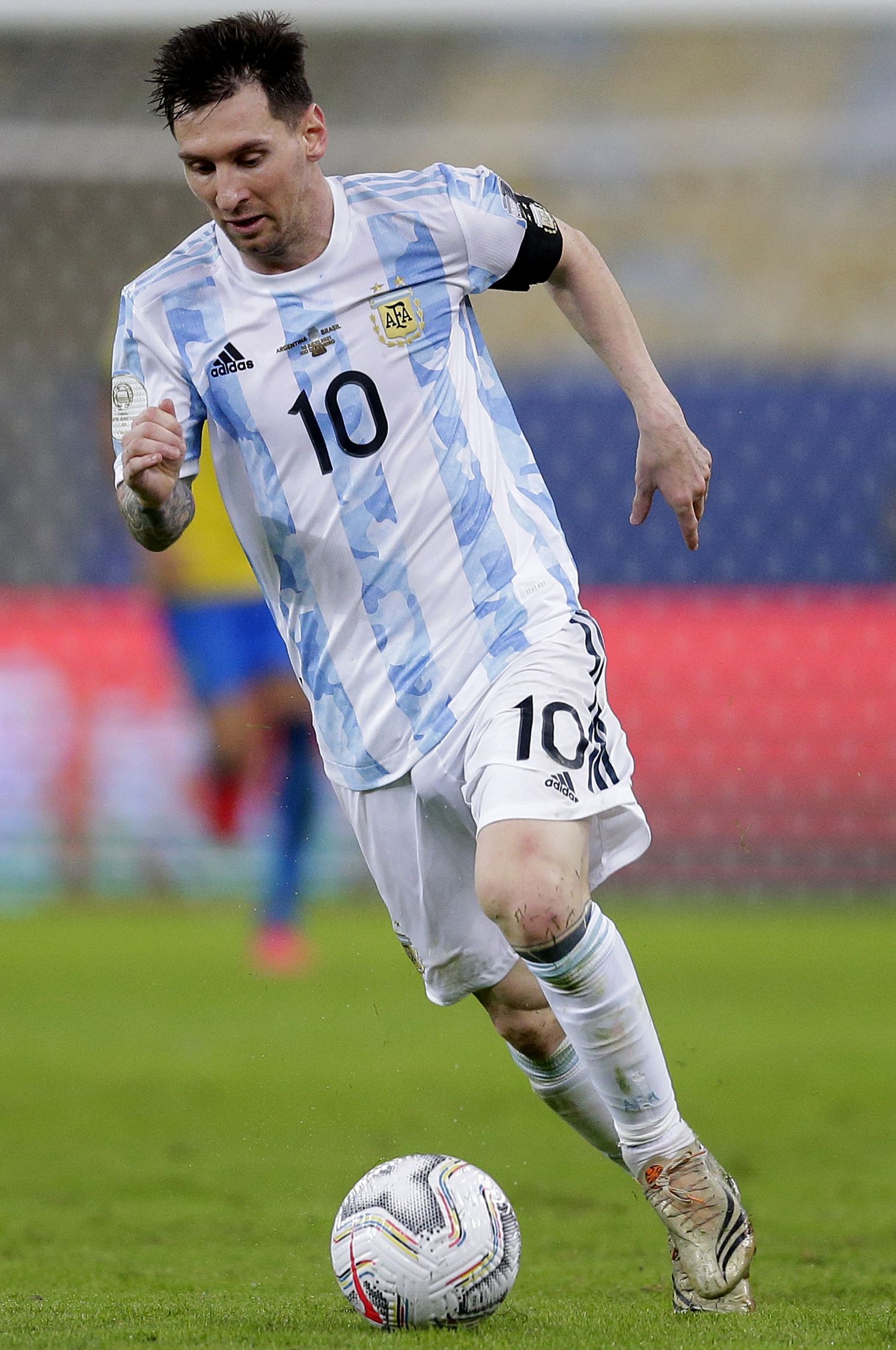 他在防守端 他在防守端