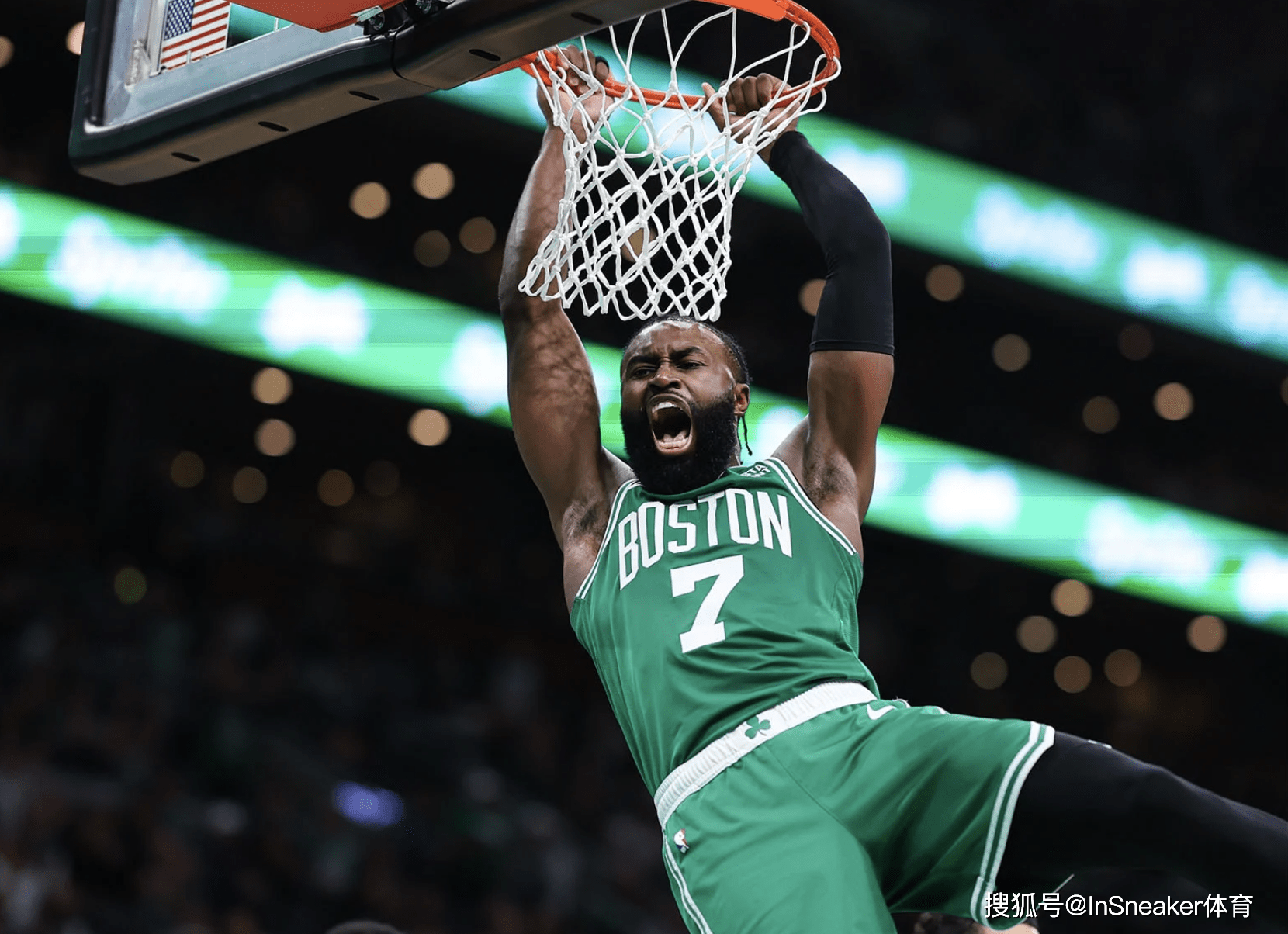 翼侧前插 翼侧前插